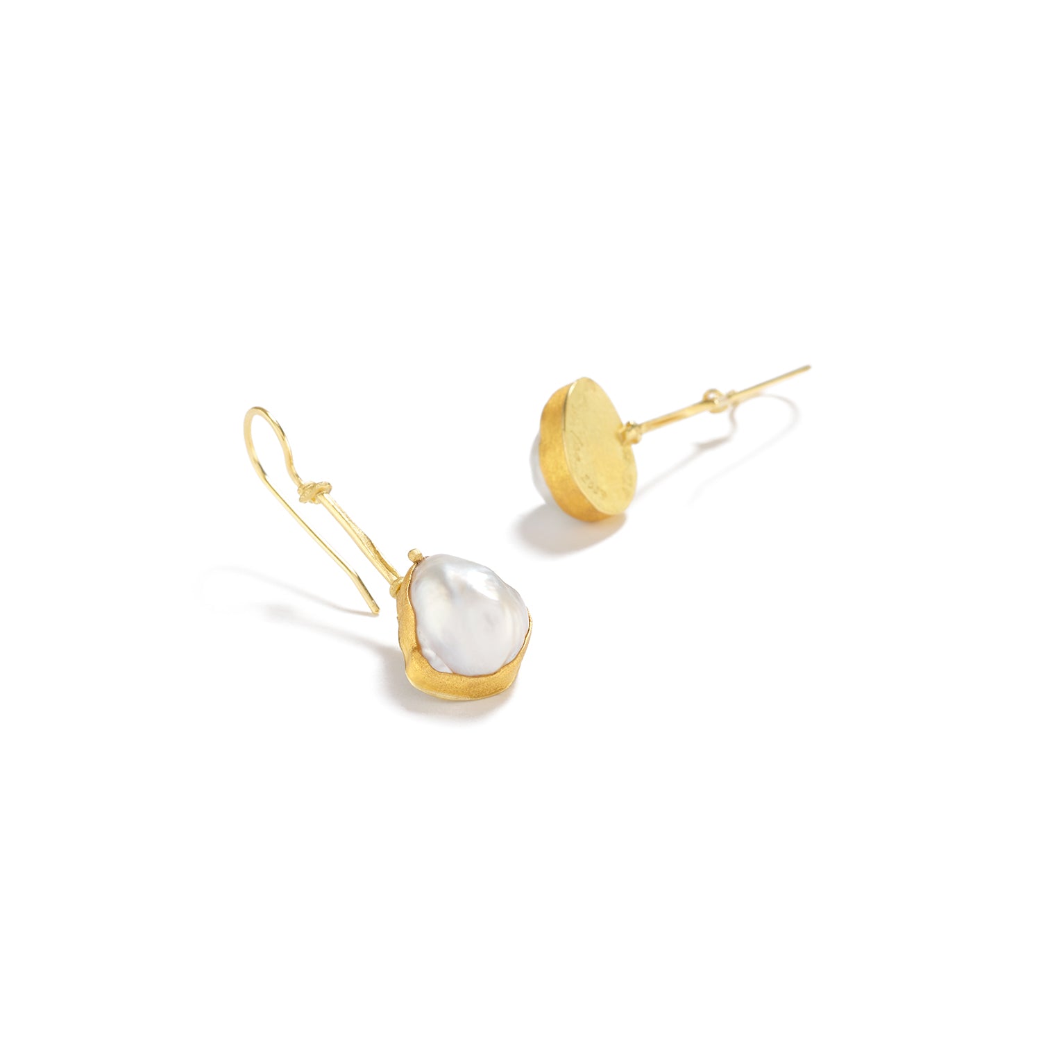 South Sea Pearl Earring on Wire