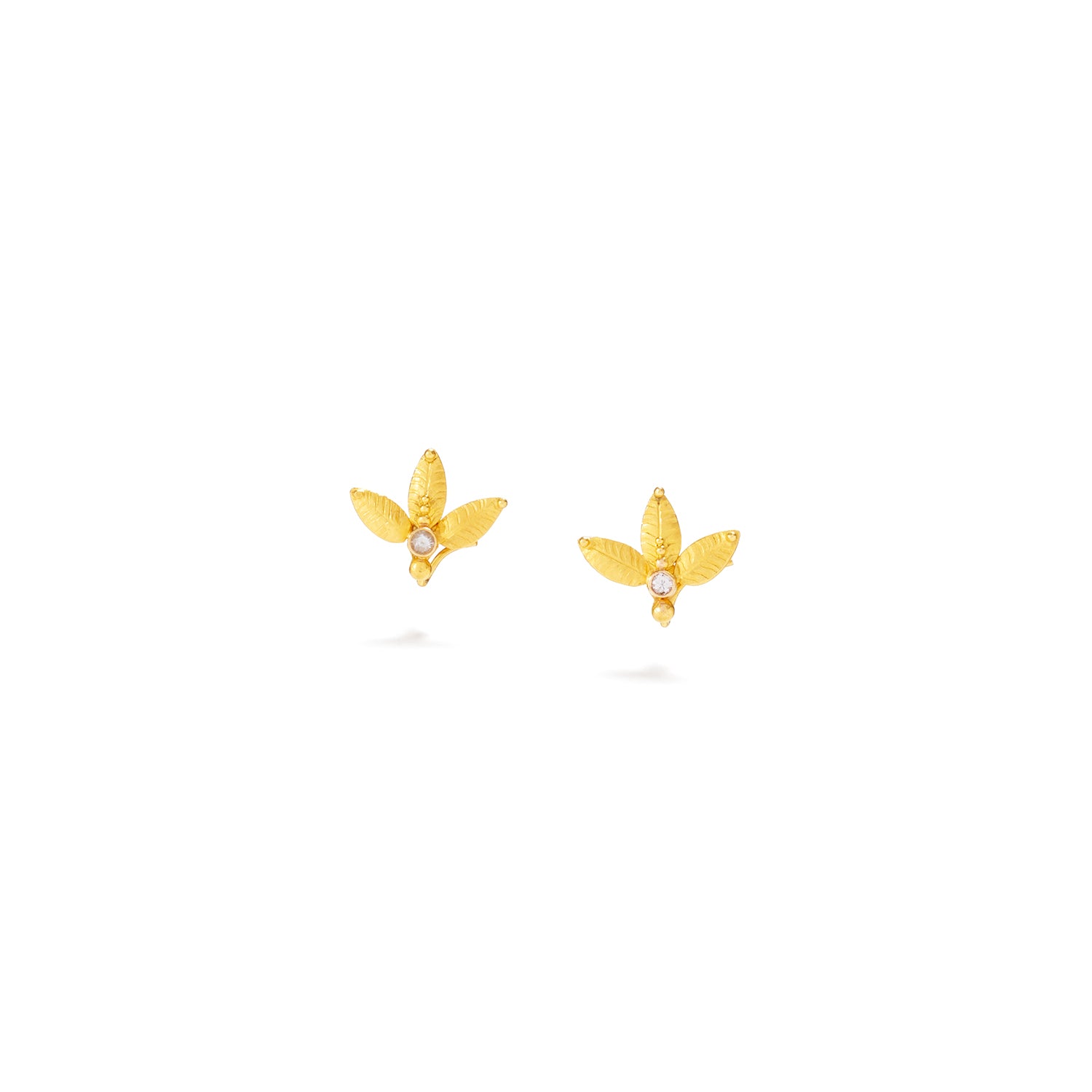 Honey Flower Sapphire Stud Earrings