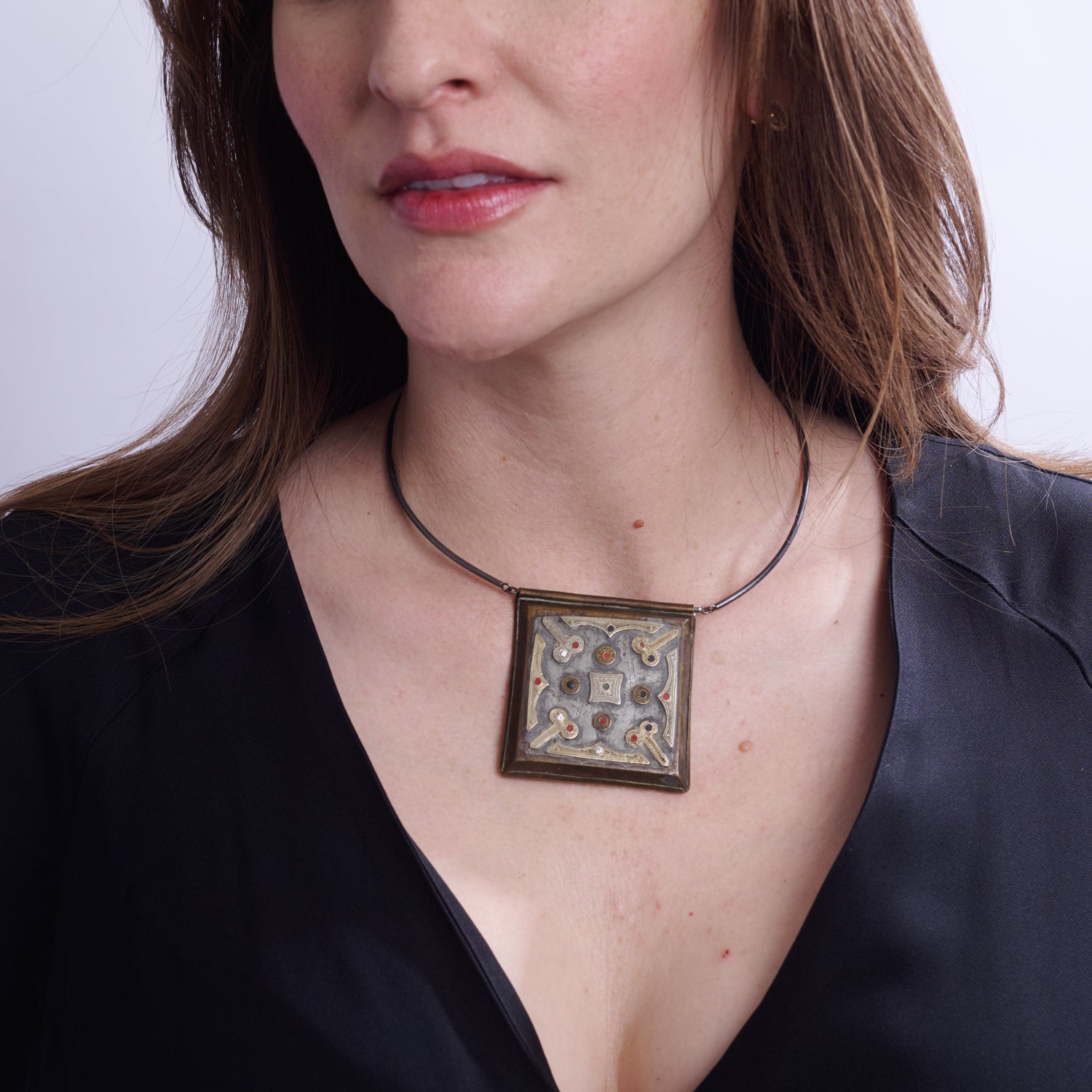 Box Pendant Necklace With Glass
