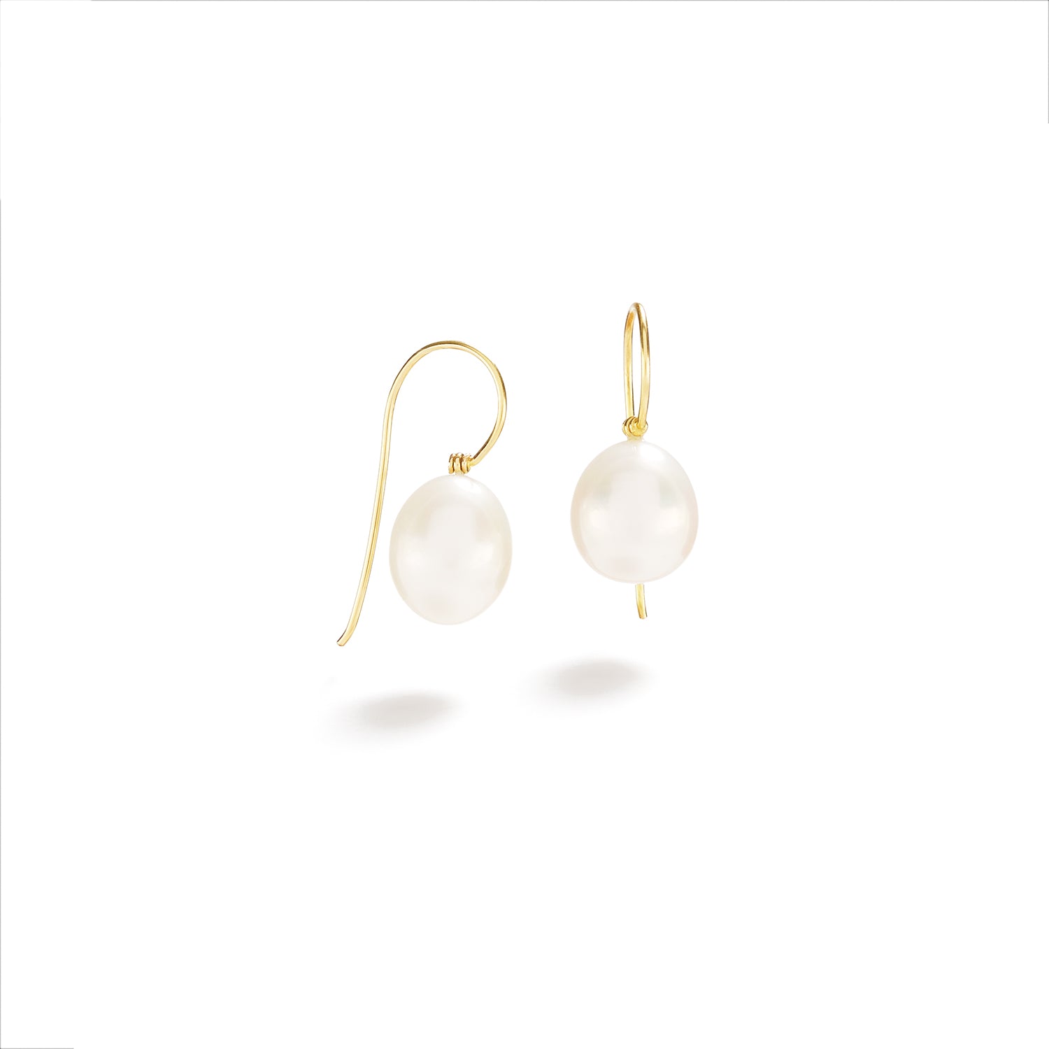 Oval Pearl Earrings