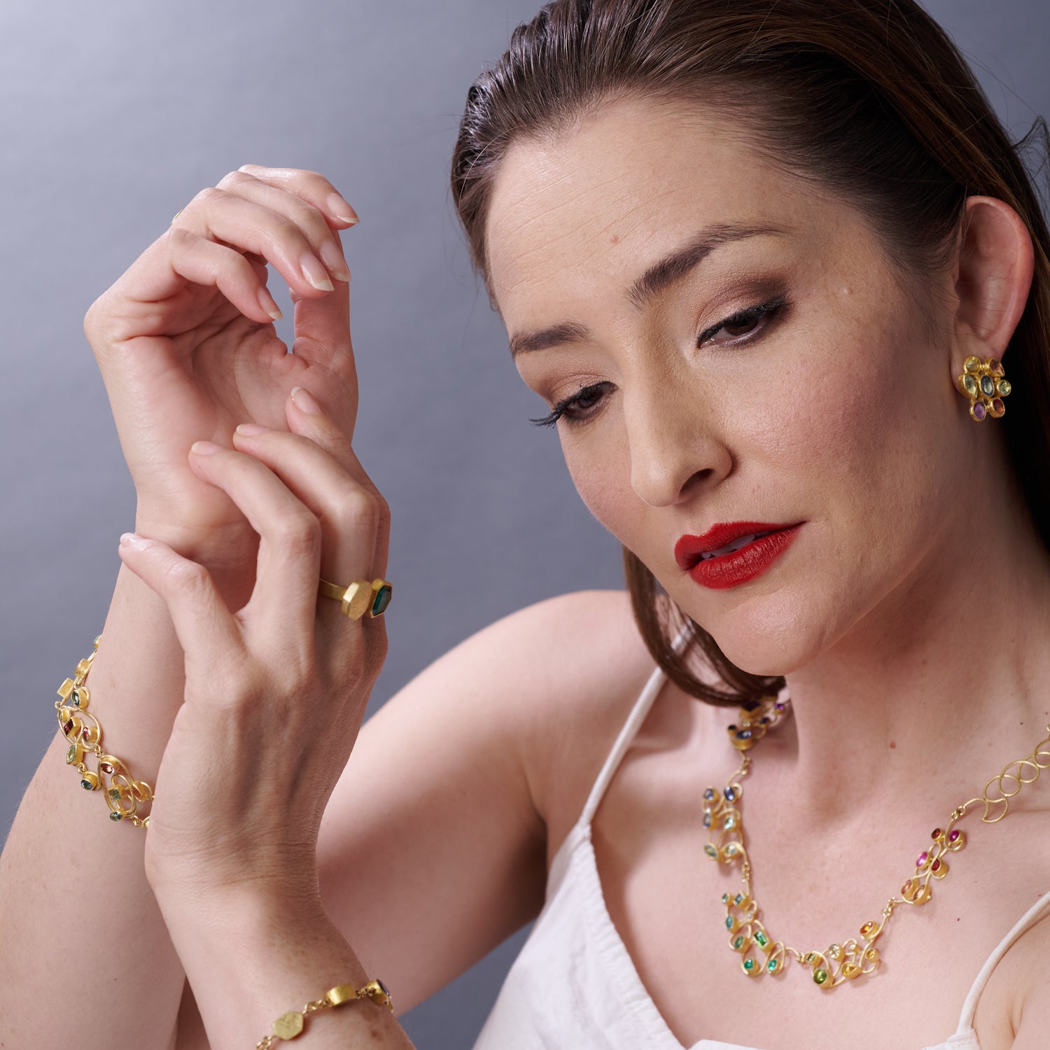 Faceted Emerald and Textured Ring