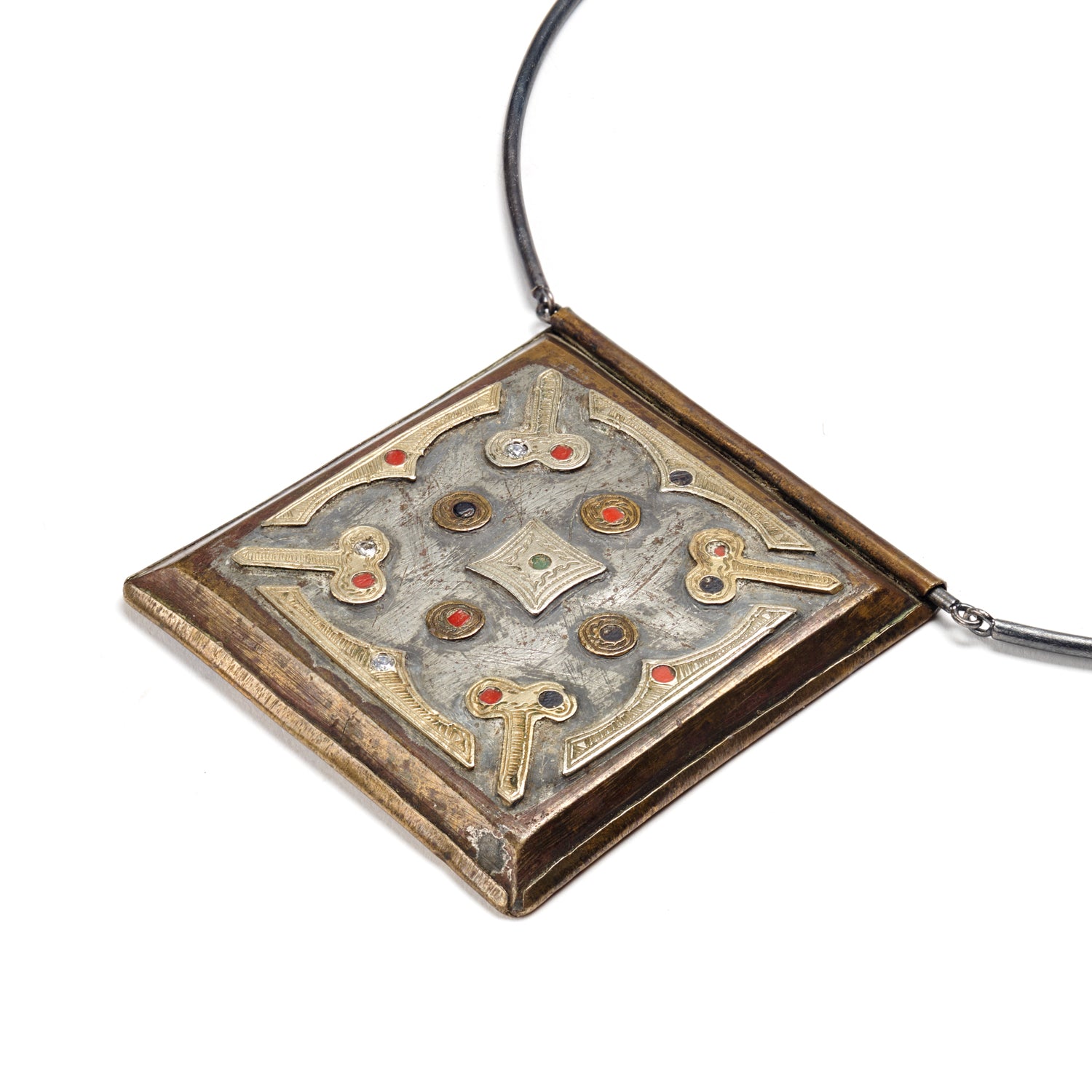 Box Pendant Necklace With Glass