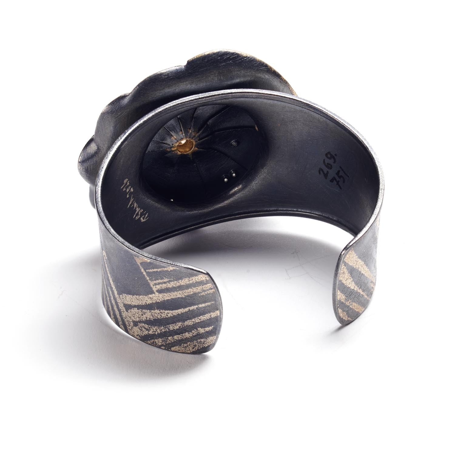 Hana Cuff