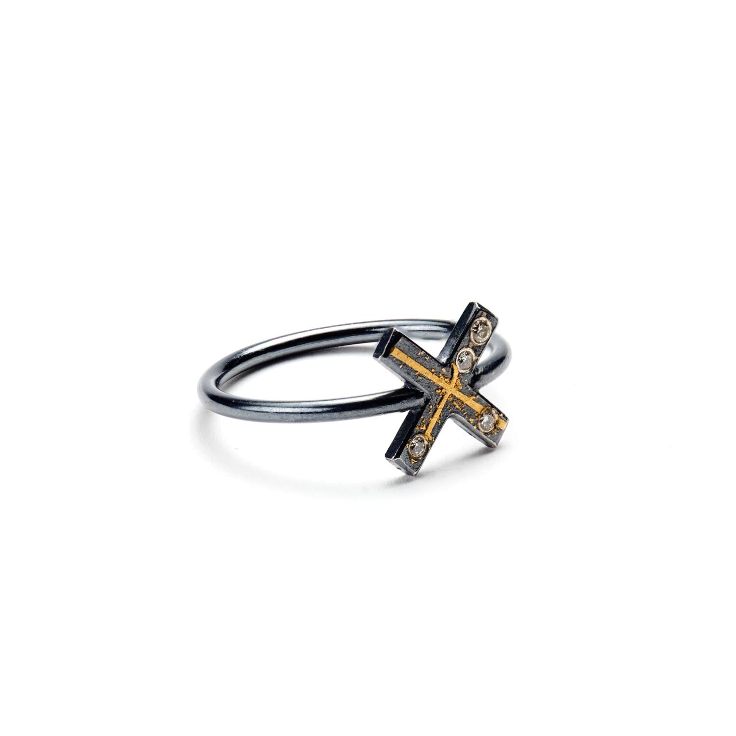 "X" Ring