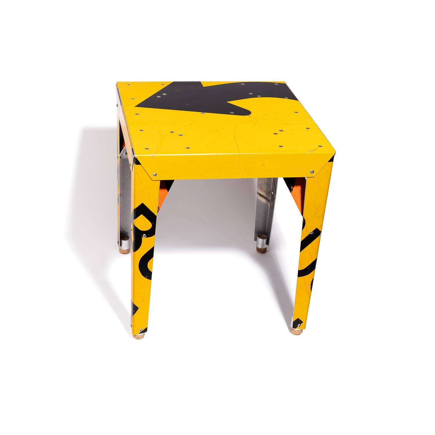Small Transit Table with Yellow Arrow