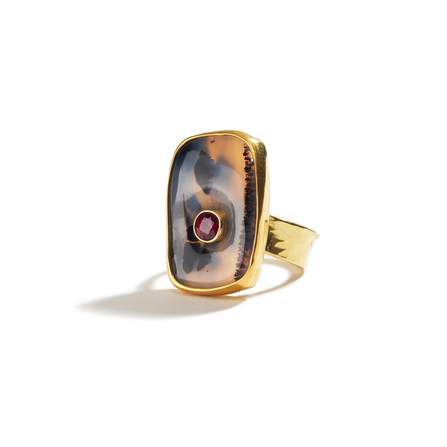 Ring with Ruby and Agate