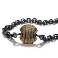 Curved Clasp in Silver & Gold