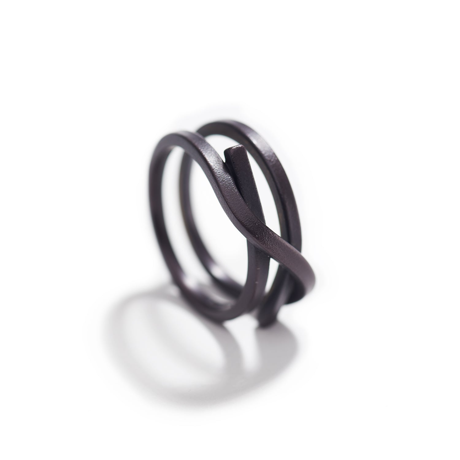 Knot Ring with Open Space