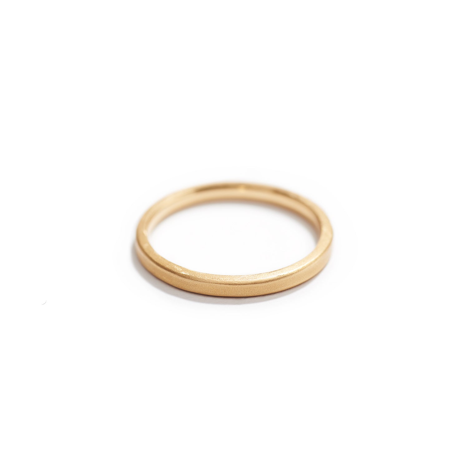 Simple Straight Band in Yellow Gold